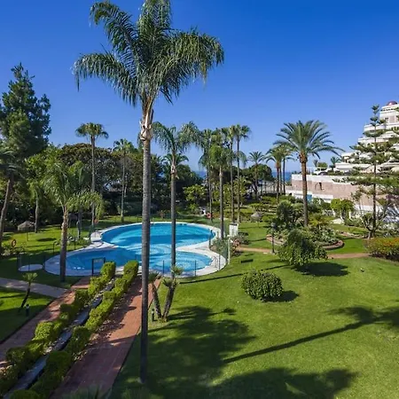 *new Gray D Albion: Puerto Banus * Marbella